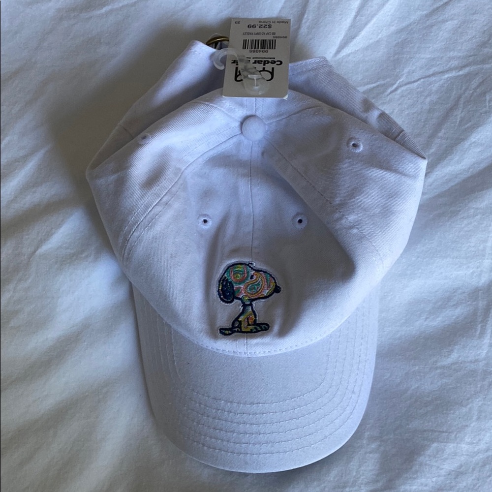 White Cap with Snoopy Embroidery